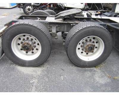 Meritor-Rockwell MD2014XR247 Cutoff for a Volvo Manufacturer CORPORATE AIR TANDEM