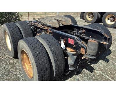 Meritor-Rockwell MD2014XR342 Cutoff for a Volvo Manufacturer CORPORATE AIR TANDEM