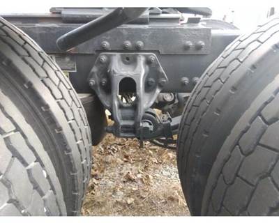 Paccar MV2014P3R279 Cutoff for a Paccar LOW AIR RIDE