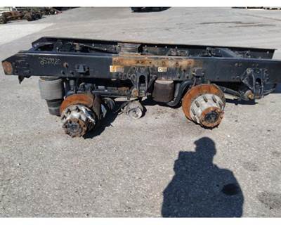 Paccar MV2014PR285 Cutoff for a Paccar LOW AIR RIDE
