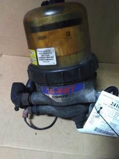 Davco CASCADIA 113 2018-UP Left Fuel / Water Separator