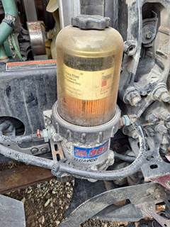 Davco Fuel Pro 382 Right Fuel / Water Separator