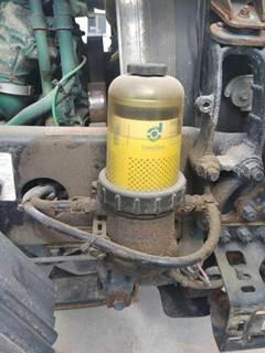 Davco Fuel Pro 382 Right Fuel / Water Separator