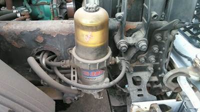 Davco Fuel Pro 382 Right Fuel / Water Separator