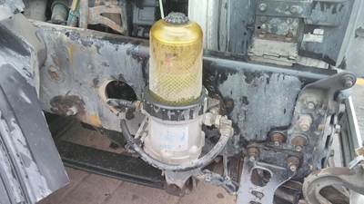 Davco Fuel Pro 382 Right Fuel / Water Separator