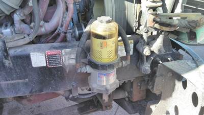 Davco Fuel Pro 382 Right Fuel / Water Separator