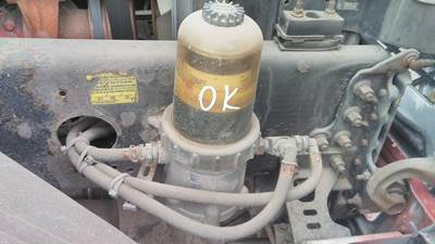 Davco Fuel Pro 382 Right Fuel / Water Separator