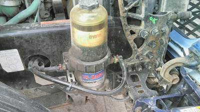 Davco Fuel Pro 382 Right Fuel / Water Separator
