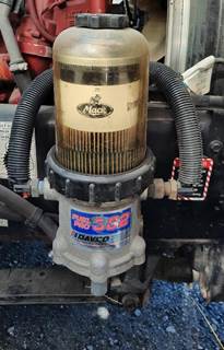 Davco Fuel Pro 382 Right Fuel / Water Separator