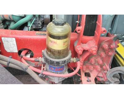 Davco Fuel Pro 382 Right Fuel / Water Separator