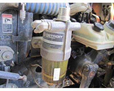 Detroit DD5 Fuel / Water Separator