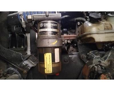 Detroit Universal Left Fuel / Water Separator