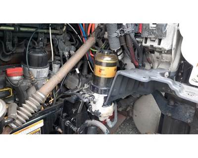 FLEETGUARD FS19765 Left Fuel / Water Separator