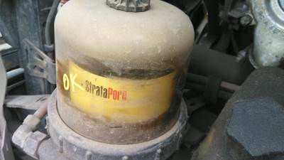 FLEETGUARD FS19915 Left Fuel / Water Separator