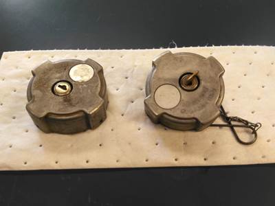 Freightliner Century Class 120 Fuel Cap for a Freightliner CENTURY 120