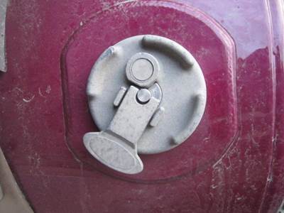 Peterbilt 389 Fuel Cap