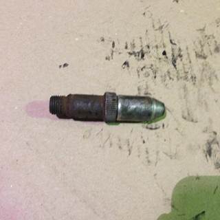 Caterpillar 3306 PC Fuel Injector for a CAT 3306-PC