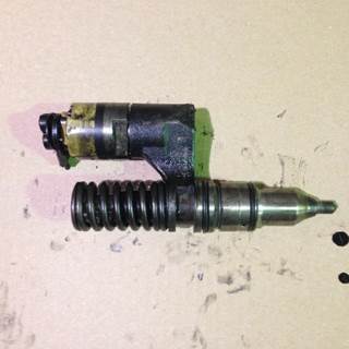 Caterpillar Fuel Injector for a CAT