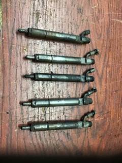 Cummins 6CT 8.3 Fuel Injector for a Cummins 6CT-8.3