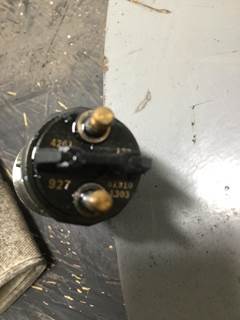 Cummins ISB 6.7L Fuel Injector for a Cummins ISB-CR-6.7 (REAR GEAR)