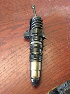 Cummins ISX Fuel Injector for a Cummins ISX EPA 04