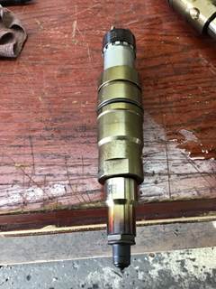 Cummins ISX15 Fuel Injector for a Kenworth T680