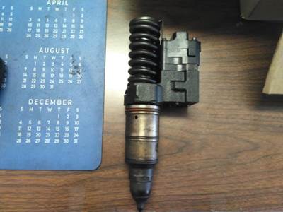 Detroit Series 60 12.7L DDEC IV Fuel Injector for a Detroit 60 SERIES-12.7 DDC4