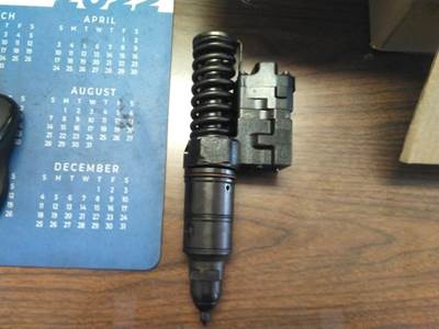 Detroit Series 60 12.7L DDEC IV Fuel Injector for a Detroit 60 SERIES-12.7 DDC4