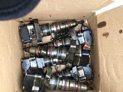 International 4700 Fuel Injector