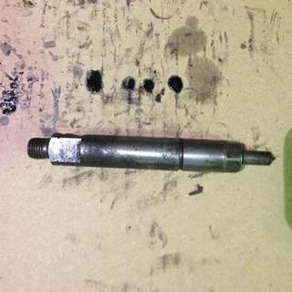 Mack 675 Fuel Injector