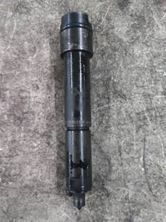 Mack E7 E-Tech Fuel Injector for a Mack E7 ETEC 300 TO 399 HP