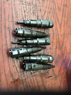 Mercedes-Benz MBE 4000 Fuel Injector for a Mercedes MBE4000