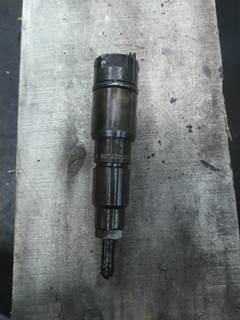 Mercedes-Benz MBE 4000 Fuel Injector for a Mercedes MBE4000