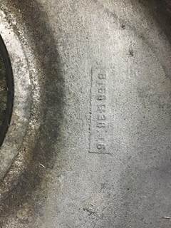 Mercedes-Benz MBE 900 Fuel Injector for a Mercedes MBE900