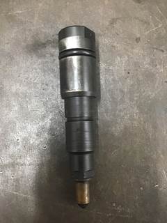 Mercedes-Benz OM460LA Fuel Injector for a Mercedes OM 460LA