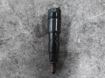 Mercedes-Benz OM460LA Fuel Injector for a Mercedes OM 460LA