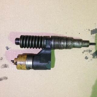 Volvo VED12 Fuel Injector for a Volvo VED12 400 HP AND ABOVE