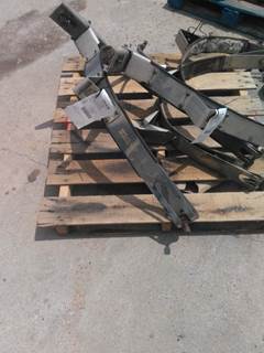 Freightliner Cascadia 113 Fuel Tank Strap / Bracket