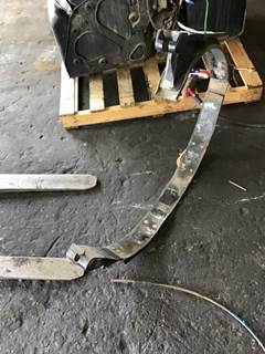 Freightliner Cascadia 125 Left Fuel Tank Strap / Bracket