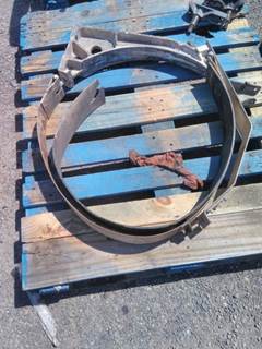 Freightliner FLD120 Fuel Tank Strap / Bracket