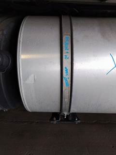 Kenworth T660 Left Fuel Tank Strap / Bracket