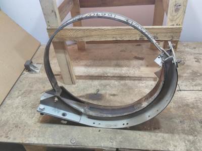 Kenworth T660 Right Fuel Tank Strap / Bracket