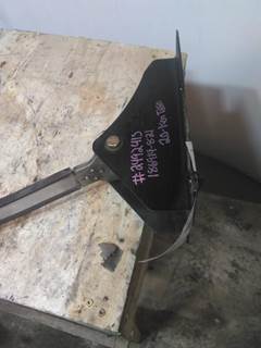 Kenworth T680 Fuel Tank Strap / Bracket