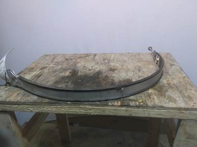 Kenworth T680 Fuel Tank Strap / Bracket