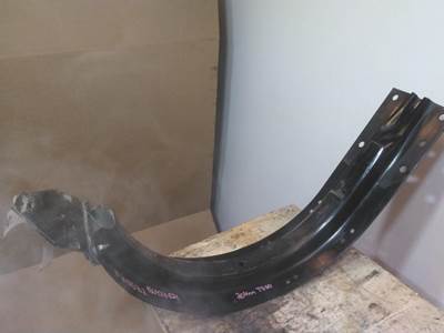 Kenworth T880 Fuel Tank Strap / Bracket