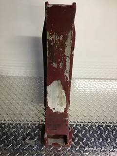 Peterbilt 377 Fuel Tank Strap / Bracket
