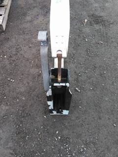 Peterbilt 387 Left Fuel Tank Strap / Bracket