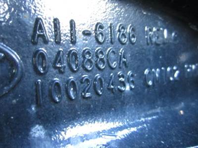 Peterbilt 579 Fuel Tank Strap / Bracket