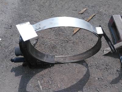 Peterbilt 579 Right Fuel Tank Strap / Bracket