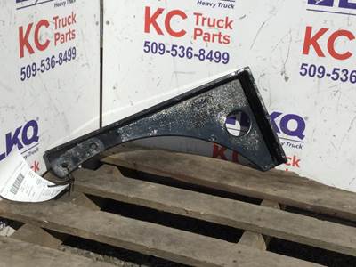 Peterbilt 579 Fuel Tank Strap / Bracket